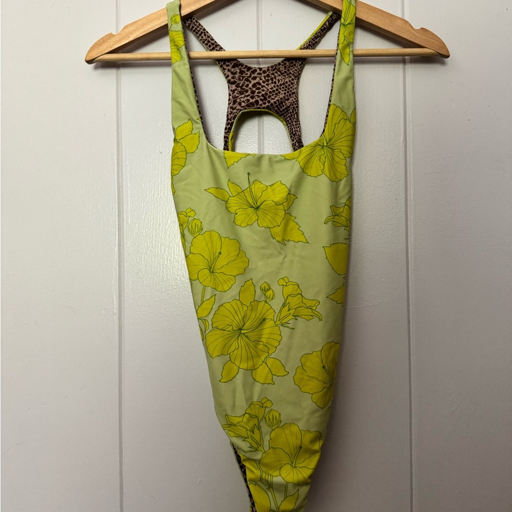 Acacia Pepper One Piece